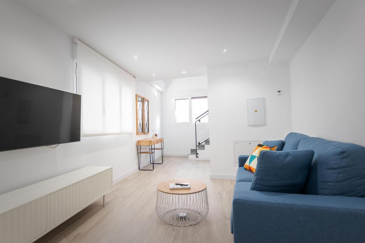 Apartamentos Soria Suites Exterior photo